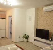 Апартамент с паркомясто