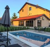 Къща за гости Радеви