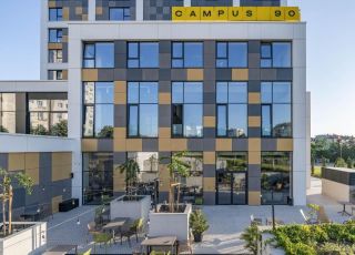 Хотел Кампус 90