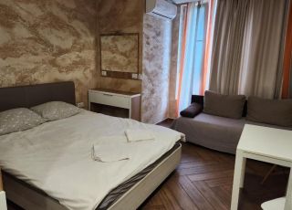 Апартамент Колонел Лукс