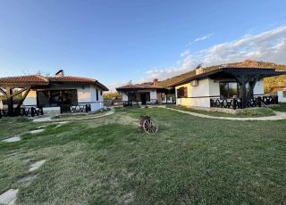 House Rhodonest, Bryastovo