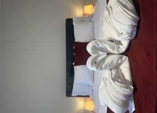 Apartment Propolis Apartments, Momchilgrad