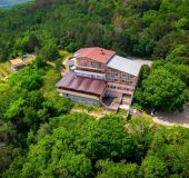 Hotel Hotel complex Lesoparka