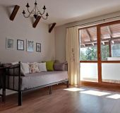 Apartment Bird Song Studio