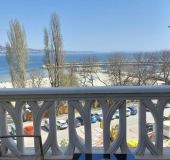 Панорамен апартамент на плажа