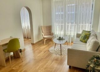 Апартамент Севън Хилс 