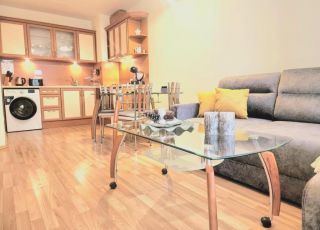 Апартамент Арборо Роял Плаза