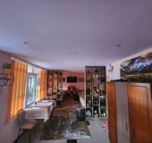 House Yanevi Guest House 