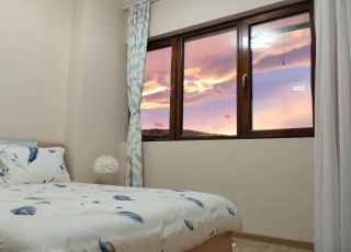 Apartment Bee Happy, Pchelinski mineralni bani