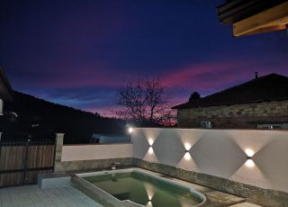 House Altana, Kalofer