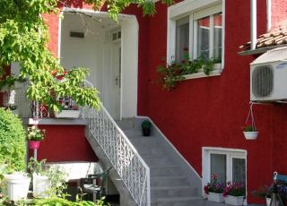 Квартири Овча могила