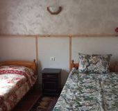 Separate room Melany