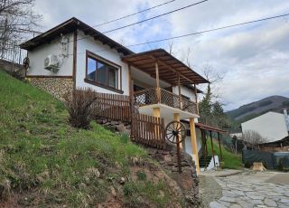 House Chiprovka, Chiprovtsi