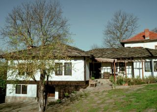 House Guest house Roksy, Belomazhite