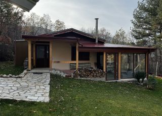 Вила Дивото