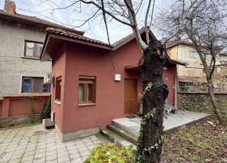 Кольова къща