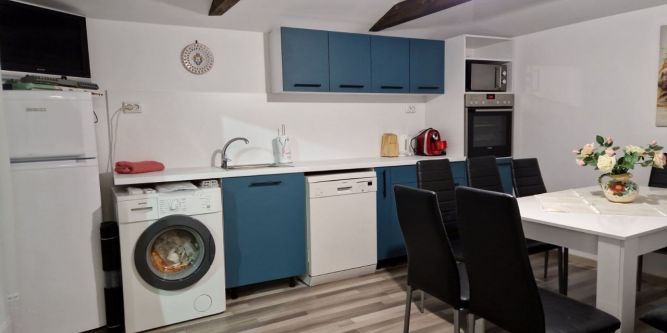 Къщи за гости Планинка и Зелена долина