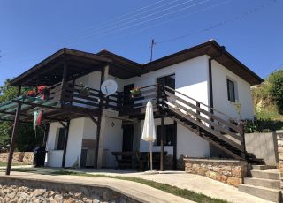 House Paradise, Beden