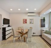 Apartment 2BR Haven, Steps from the Mall