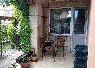 Къща за гости Градина