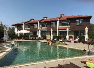 Семеен хотел Звезда