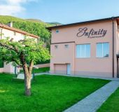 House Guest house Infinity 