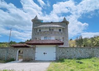 Къща за гости Замък Никола