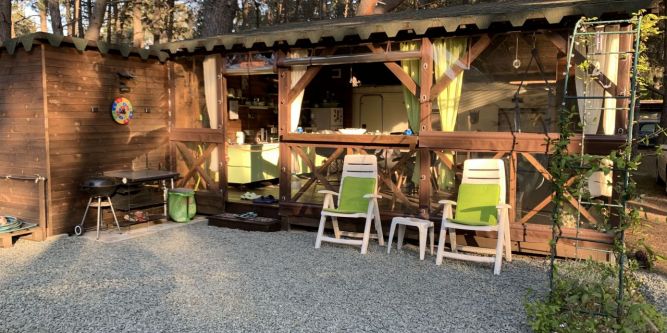 Каравани Бижу и Дежавю