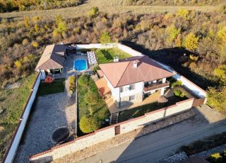 Къща за гости Oak Pearl 