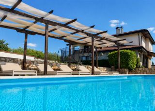 House Oak Pearl Guest House , Daben