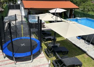 Къща Край Реката