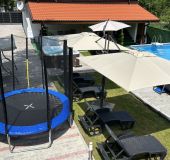 Къща Край Реката