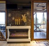 House Angel 3 Deluxe Guest House