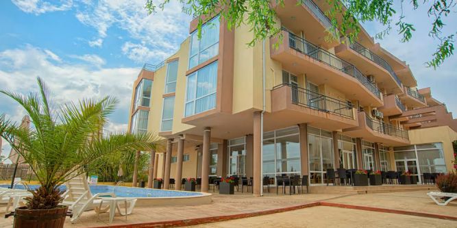 Апартамент Роял Марина Биич