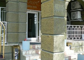 Hotel Daskalov Seaside holiday home, Constantine and Helena