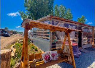 Bungalow Karambol Caravan, Chernomorets