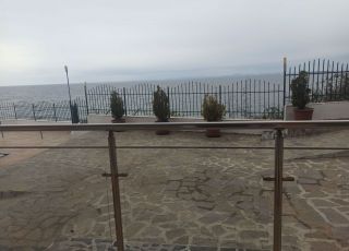 Апартамент Борис Цветков