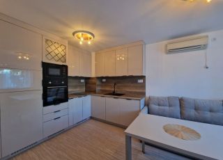 Apartment Dunes app. Left, Nessebar