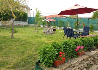 Apartment Guest House Lenche, Varvara