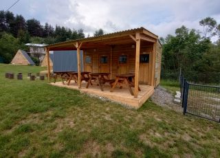 Bungalow Glamping Small A, Mala tsyrkva