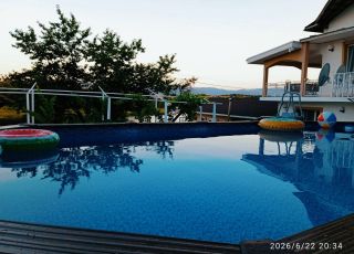 House Zalezat , Lovec, Shumen