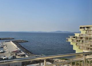 Apartment APARTMENT 100 m. FROM THE BEAC, Pomorie