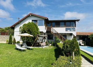 House Heaven’s home, Topola