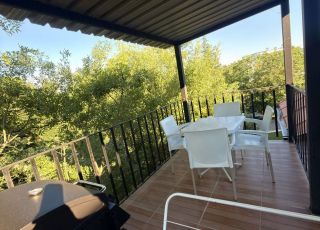 Apartment Studio with Terrace & BBQ, Lozenets