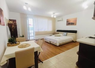 Apartment Studio Kasua, Pomorie