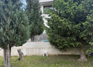 House Sveti Georgi, Stoykite