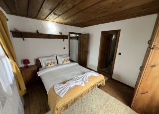 House Kushta za gosti Pirinski zalez, Leshten