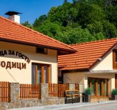 House Guest house Voditsi