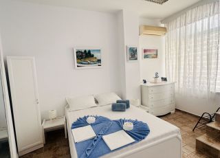 Apartment Azure Sea Apartment, Pomorie