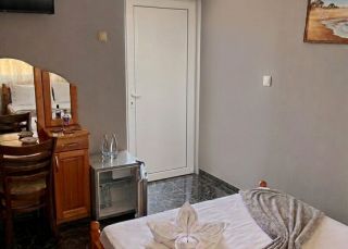 House Рай 1, Albena
